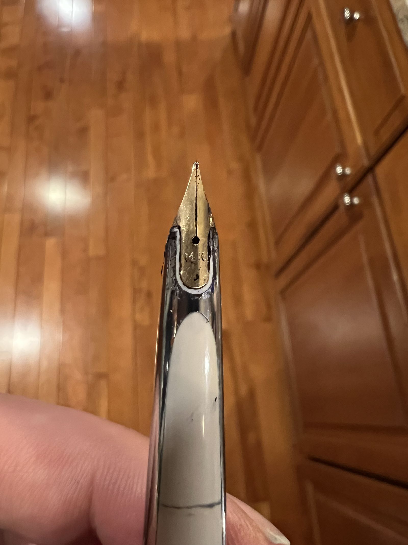 Waterman C/F — 14K gold nib close-up