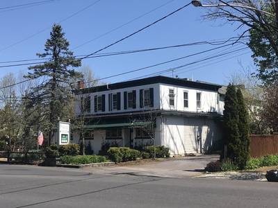 Old Pineville Hotel
